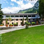Rossa Luxury & Hotel 5*