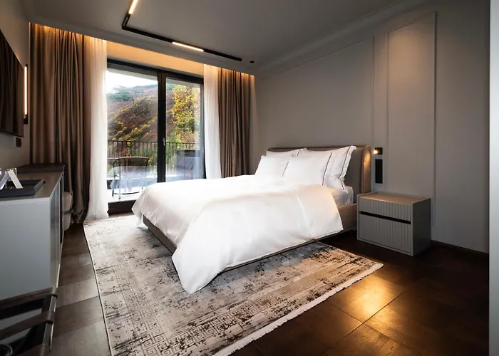 Rossa Luxury&spa Hotel