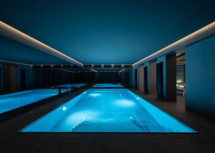 Rossa Luxury & Narechenski Bani